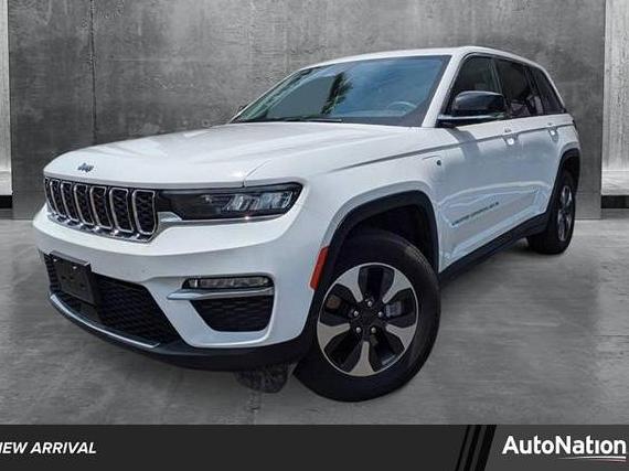 JEEP GRAND CHEROKEE 2024 1C4RJYB64RC710504 image